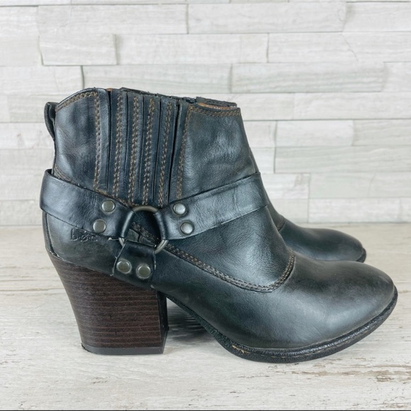 boc Shoes - EUC Born Concept Sasha Gray Leather Saddle Ankle Booties Size 9M